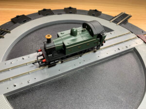 Hornby OO GWR Holden Tank 167 0-4-0